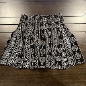 Hollister mini skirt